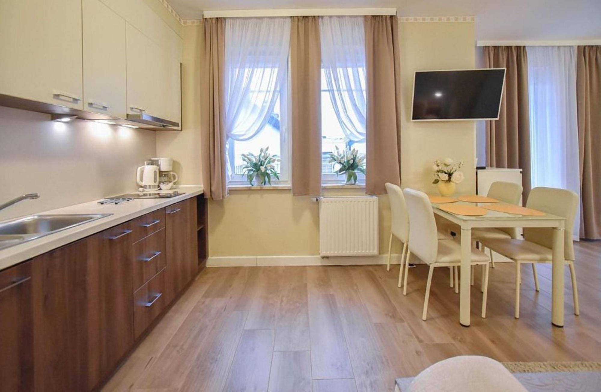 Apartamenty Na Wyspie - Aquamarina - Parking 슈비노우이스쳬 외부 사진
